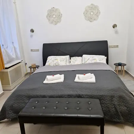 Apartment Lidvina - Sajat, Zart Parkoloval *